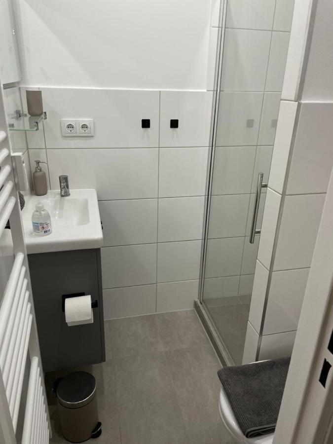 Komfortables Apartment In Der Naehe Der Messe Hanover Exterior photo